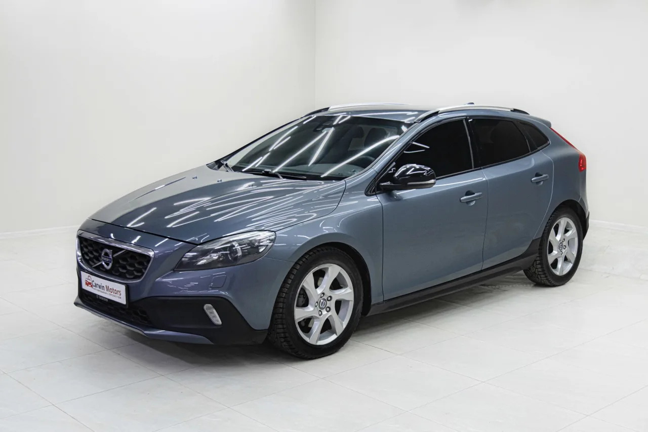 Volvo V40
