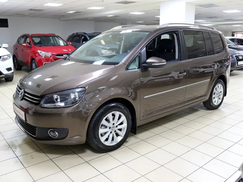 Volkswagen Touran 2012