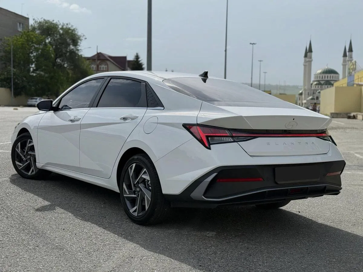 Hyundai Elantra
