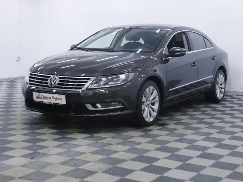 Volkswagen Passat CC 2014